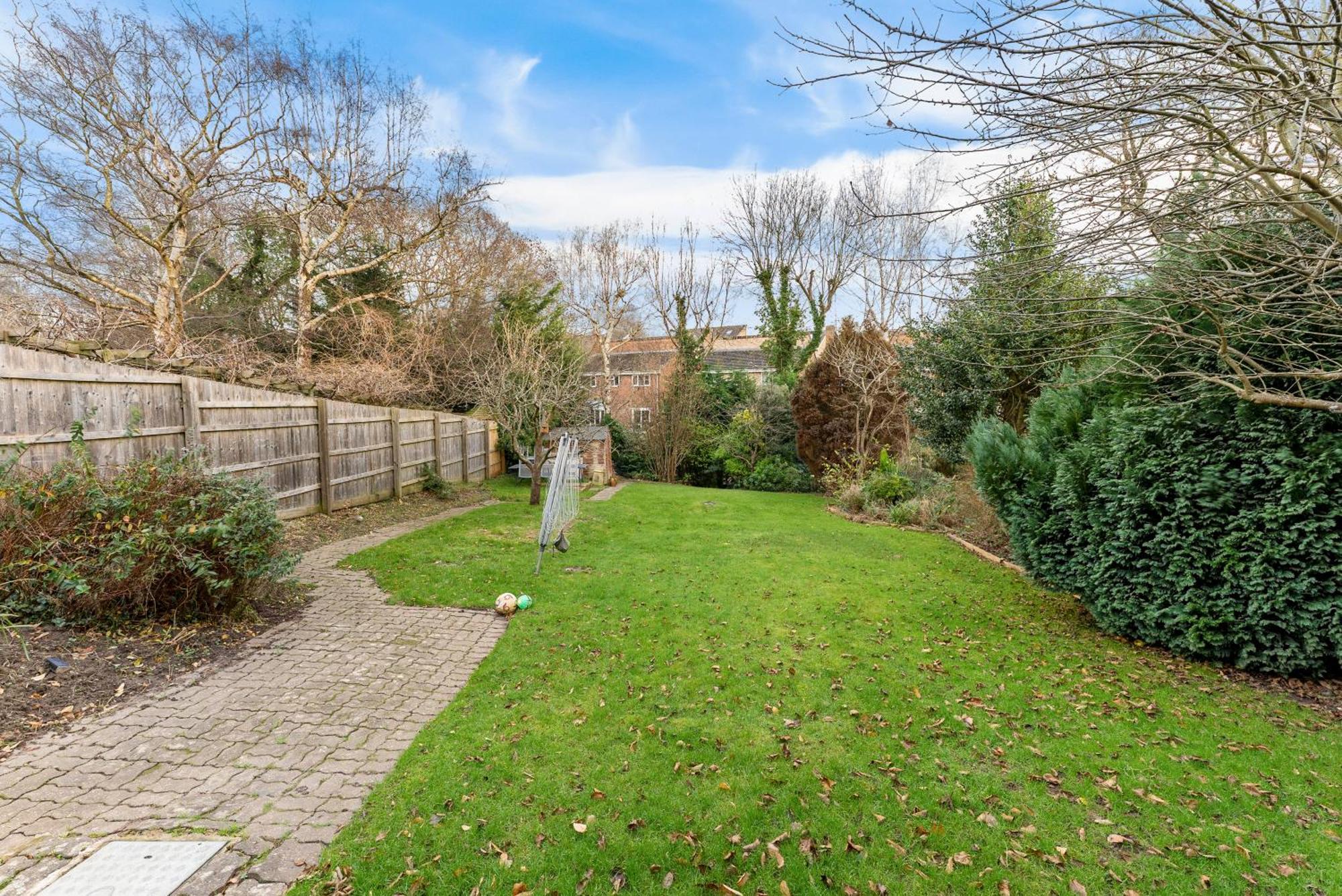 Elegant Retreat In Cheltenham - Garden & Parking Included Экстерьер фото